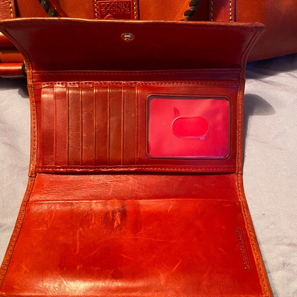 Dooney and Bourne Fiorentine Satchel and Wallett - Picture 5 of 6